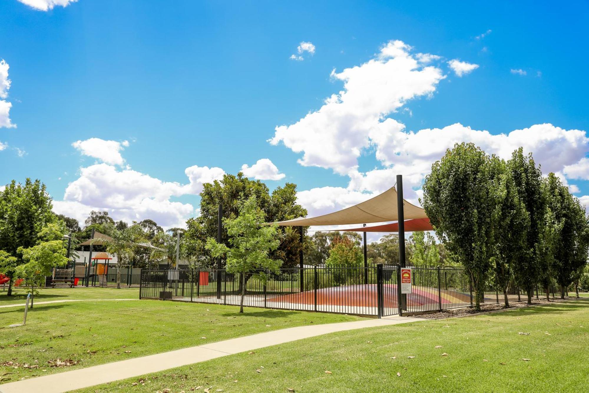Discovery Parks - Moama Waters Екстер'єр фото