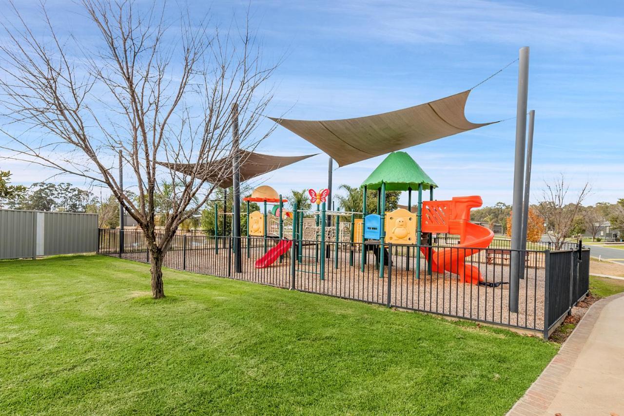 Discovery Parks - Moama Waters Екстер'єр фото